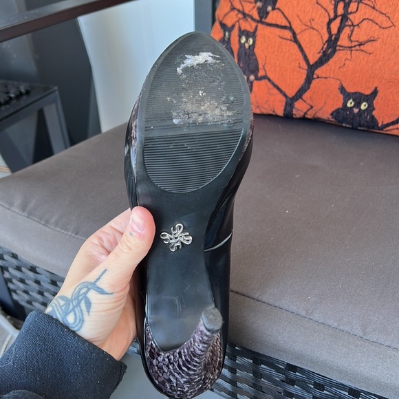 Vera Wang Heels - Picture 12 of 12